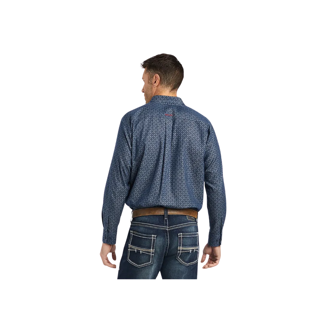Ariat Men's Team Logo Cassius Button Up Blue Chambray Shirt