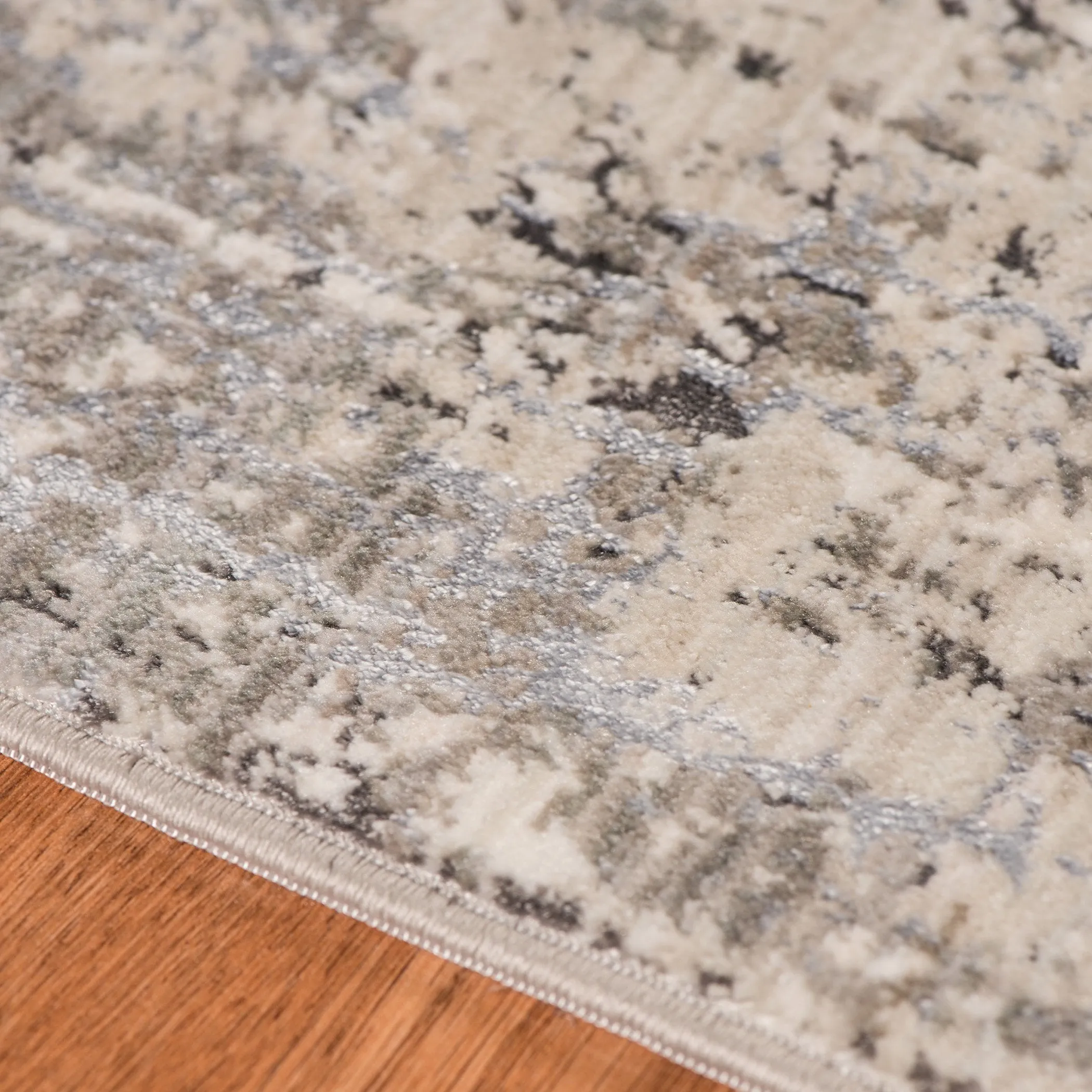 Cameri Silver Rug