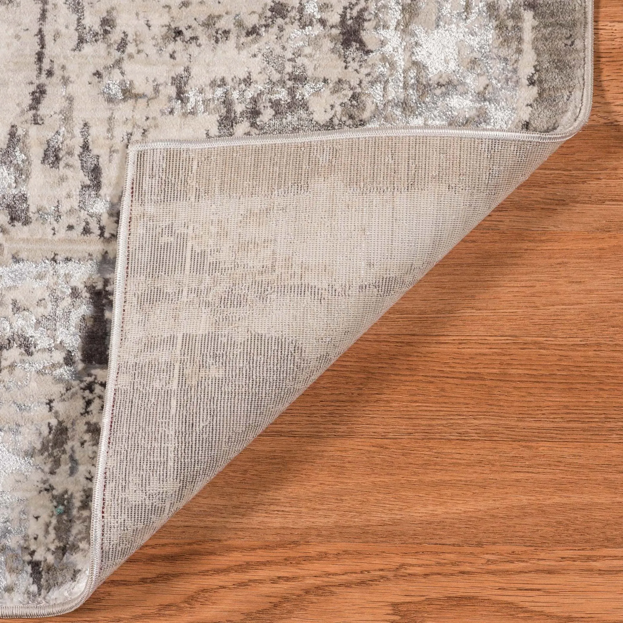 Cameri Silver Rug