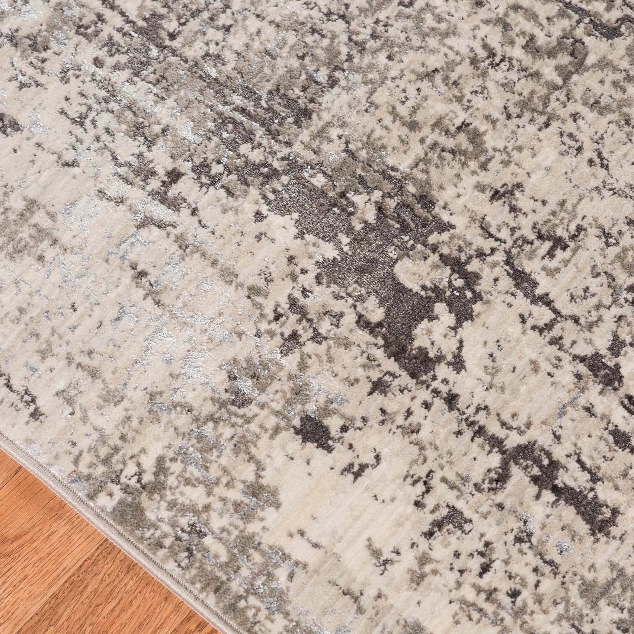 Cameri Silver Rug