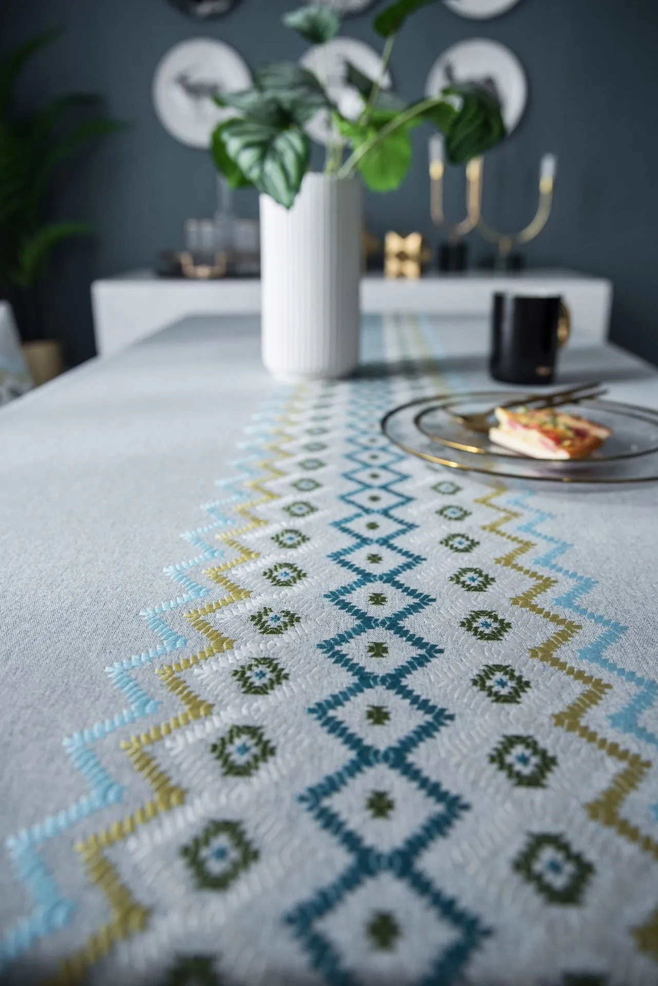 Embroidery Embroidery Table Cloth Cotton Linen Solid Color Tablecloth